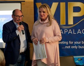 Kateřina Neumannová, česká olympionička a Jan Smigmátor, český swingový zpěvák (76)
